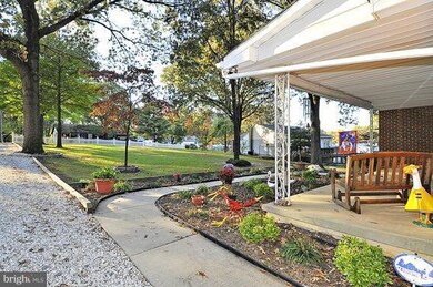 7907 Elizabeth Rd, Pasadena, MD 21122 - photo 7