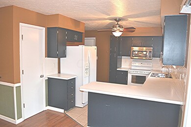 5426 Vinewood Ct, Columbus, OH 43229 - photo 6