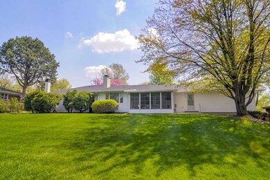 1215 Foxglove Dr, Batavia, IL 60510 - photo 4