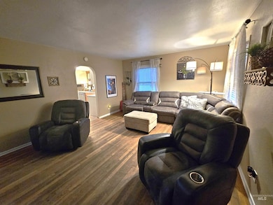 616 12th St, Clarkston, WA 99403 - photo 2