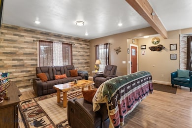 215 S Spruce St, Townsend, MT 59644 - photo 6