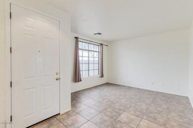 04-Front room 2