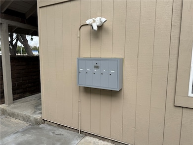 5238 Hayter Ave unit 2, Lakewood, CA 90712 - photo 4