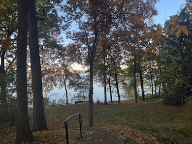 4630 E Gull Lake Dr, Hickory Corners, MI 49060 - photo 6