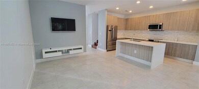 10219 NW 72nd Terrace, Doral, FL 33178 - photo 3