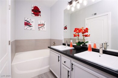7705 Himalayas Ave unit 103, Las Vegas, NV 89128 - photo 5