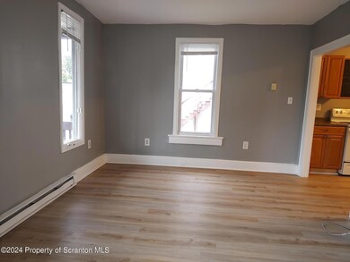 1217 Mulberry St unit Flr 1, Scranton, PA 18510 - photo 5