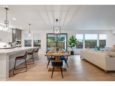 5527 SW Childs Rd, Lake Oswego, OR 97035 - photo 4