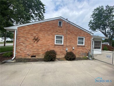 5322 Douglas Rd, Toledo, OH 43613 - photo 3