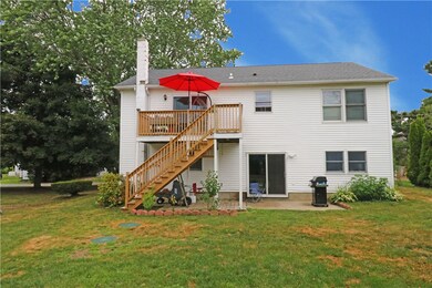 17 Metacomet St, Portsmouth, RI 02871 - photo 5