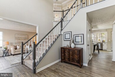 16701 Tintagel Ct, Dumfries, VA 22025 - photo 3