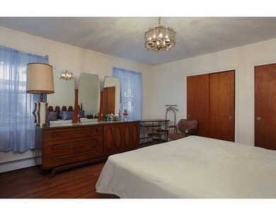 632 W Park St, Dorchester Center, MA 02124 - photo 3
