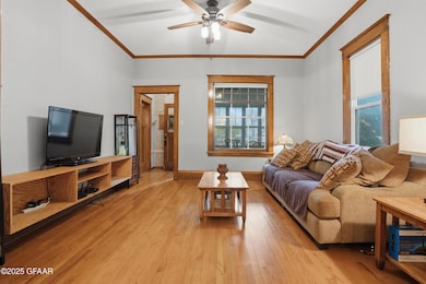 618 Walnut St, Grand Forks, ND 58201 - photo 5