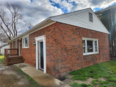 View of side of home