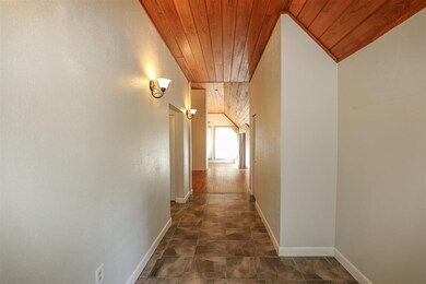 75 Rundlett Hill Rd, Bedford, NH 03110 - photo 3