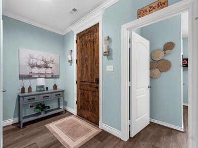 Comfortable Foyer Area