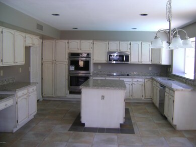 1217 E Lighthouse Ct, Gilbert, AZ 85234 - photo 5