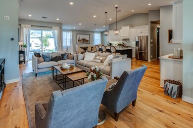 003_Living Room