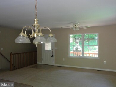 623 Bragg Dr, Front Royal, VA 22630 - photo 6