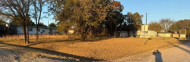 5917 Lake Granbury Trail, Granbury, TX 76048 - photo 2