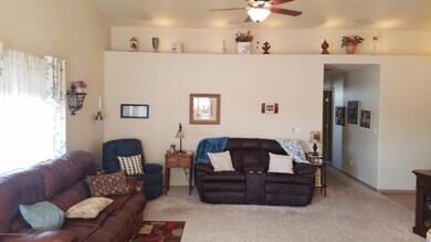 809 Monarch St, Farmington, NM 87401 - photo 5