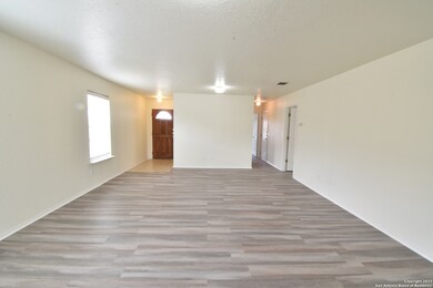 9114 Dublin Heights, San Antonio, TX 78254 - photo 3