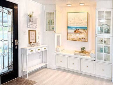 5620 Blue Harbor Dr unit 319, New Port Richey, FL 34653 - photo 2