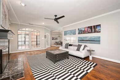 8031 Oakwood Trace, Houston, TX 77040 - photo 4