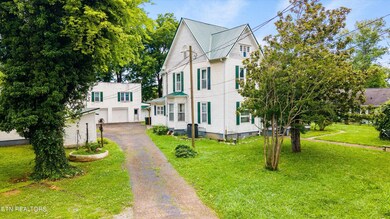 307 Prince St, Sevierville, TN 37862 - photo 3