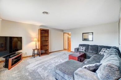 16221 Buckland River Rd, Wapakoneta, OH 45895 - photo 4