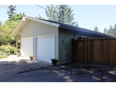 3335 Fillmore St, Eugene, OR 97405 - photo 2