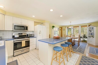 Kitchen/Dining