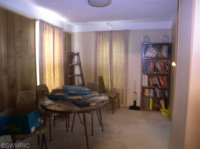 418 W Main St, Niles, MI 49120 - photo 4