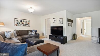 11354 Empire Ln, Rockville, MD 20852 - photo 7