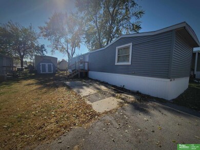 12843 Aurora Plaza unit 239, Omaha, NE 68164 - photo 2