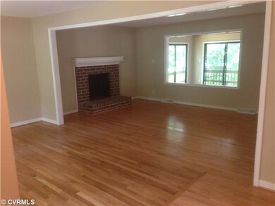 Living Room - OPEN FLOOR PLAN!  Hardwood Floors!