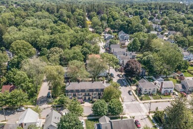 462 Lincoln Ave unit 4, Portsmouth, NH 03801 - photo 4