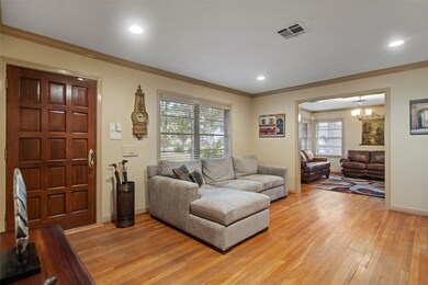 1414 Monarch Oaks St, Houston, TX 77055 - photo 3