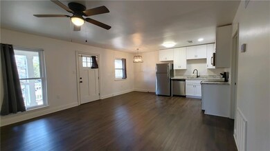 425 Depre St unit C, Mandeville, LA 70448 - photo 6