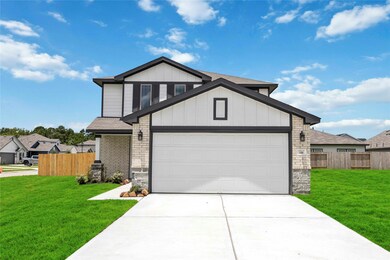 1200 Haverford Ln, Dayton, TX 77535 - photo 2