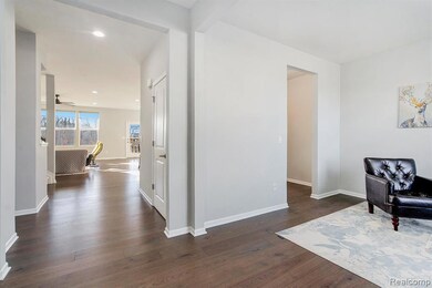 58543 Navarra Dr, South Lyon, MI 48178 - photo 5
