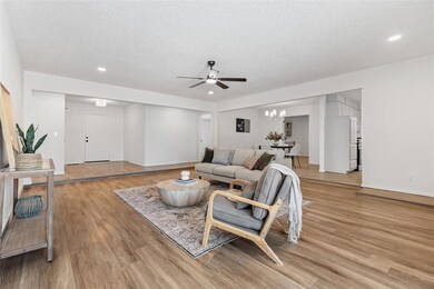 2217 NW 120th St, Oklahoma City, OK 73120 - photo 4