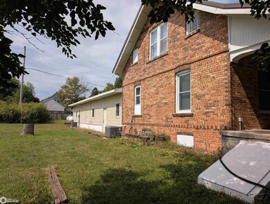 206 Oleson Ave, Bode, IA 50519 - photo 4