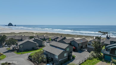 522 Breakers Point-4