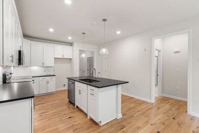 401 Emery Ln unit 103, Sudbury, MA 01776 - photo 3