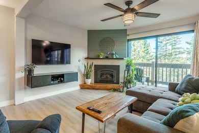 248 Mammoth Slopes Dr unit 43, Mammoth Lakes, CA 93546 - photo 5