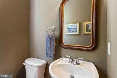 7217 White House Dr, Springfield, VA 22153 - photo 7