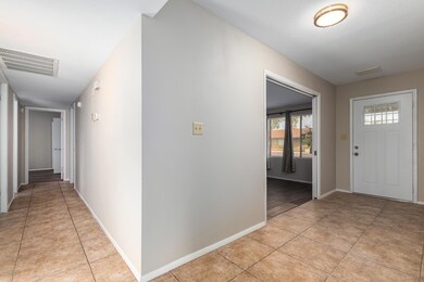 2152 E Apollo Ave, Tempe, AZ 85283 - photo 4