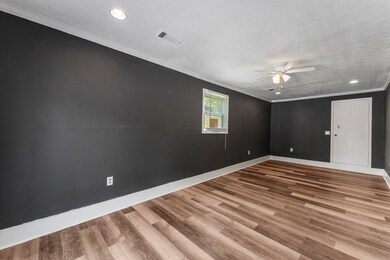 Bonus Room leads to patio