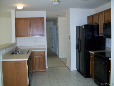 9818 Willow Glen Ct, Henrico, VA 23228 - photo 2